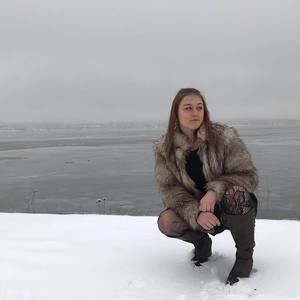 Meet your Posher, Kendra